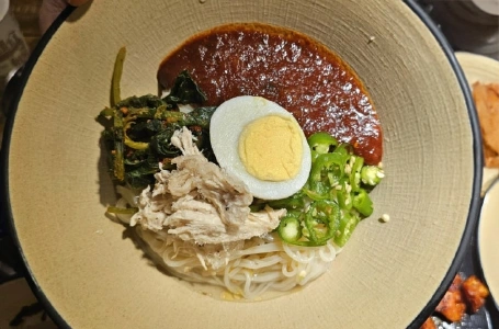 부막 숯불 닭갈비 메뉴 - 초계국수(비빔)