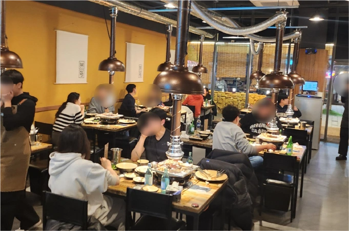 웨이팅 있는 매장 사진 13