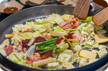 부막 숯불 닭갈비 메뉴 - 철판 닭갈비